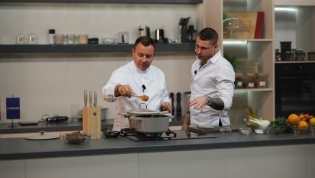 untitled-meta post horizontal-14